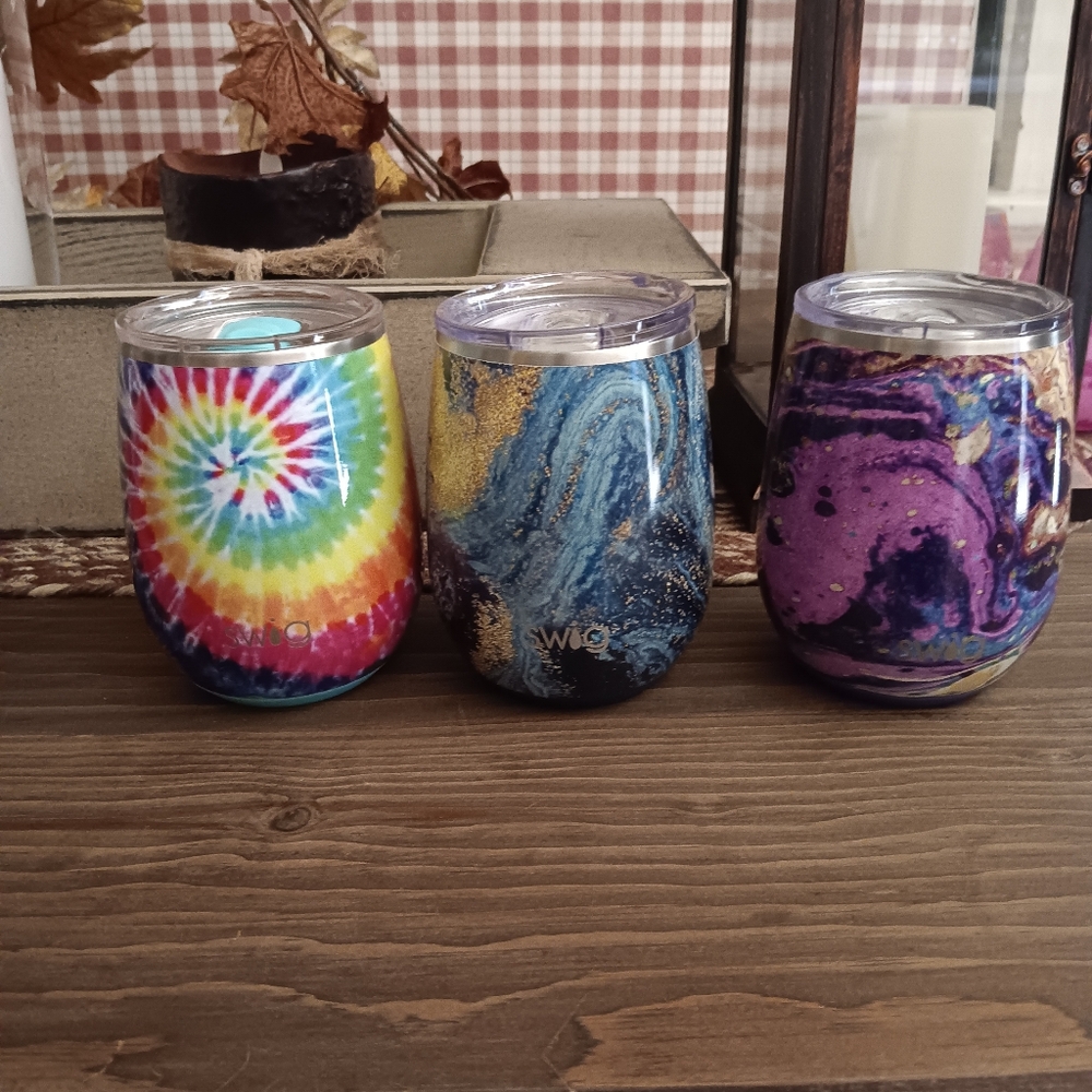 Set of 3 gently used swig life wine tumblers